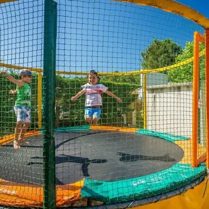 flotsbleus trampoline