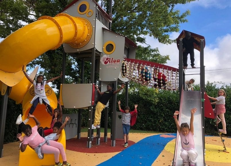 niddete aire de jeux toboggan